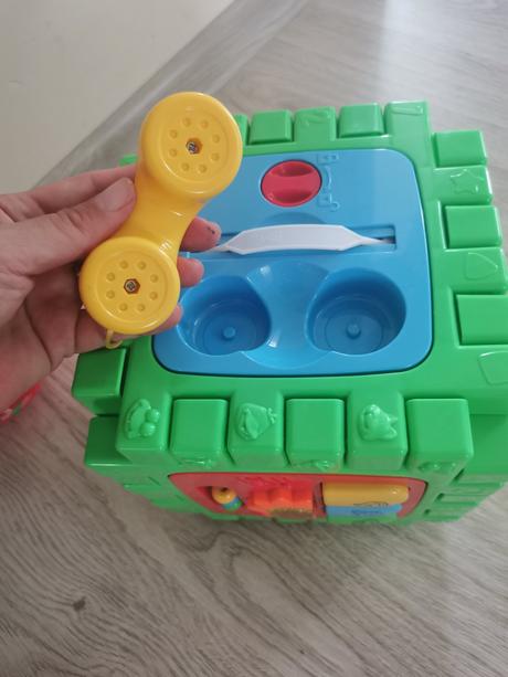 Skladacia interaktívna kocka, 