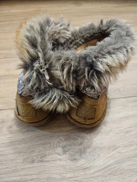 Čižmičky next, next,30