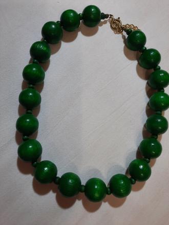 Zelene drevené top korálky,