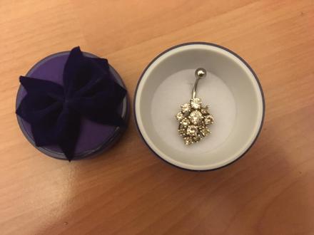 Strieborný piercing do pupka, 