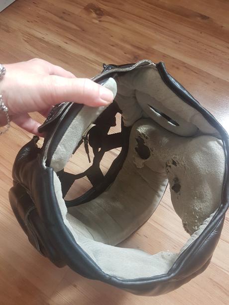 Prilba na zápasy/box mma perditor, 