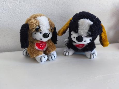 Psíkovia so srdiečkom 11 cm, 