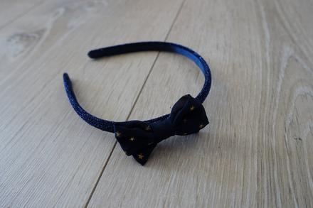 Čelenka s mašličkou,