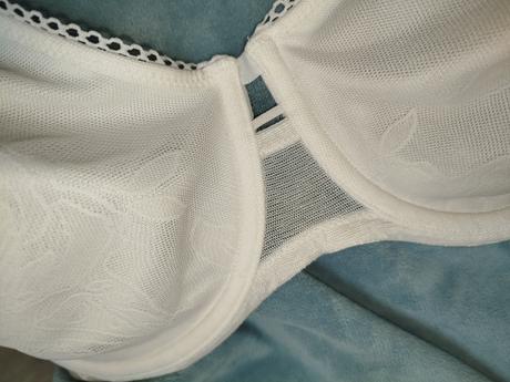 Triumph podprsenka 85e, triumph,85e