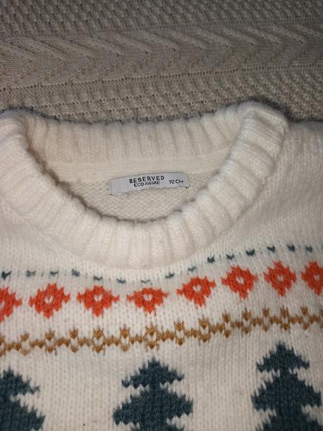 Sveter, reserved,92