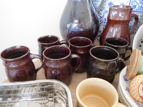 Smalt, keramika, prútené,mlynčeky,,