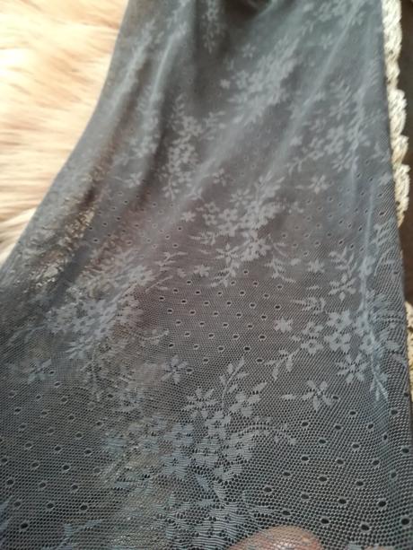 Nočná kosielka, c&a,s