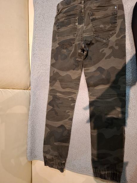 Nohavice, chapter young,134