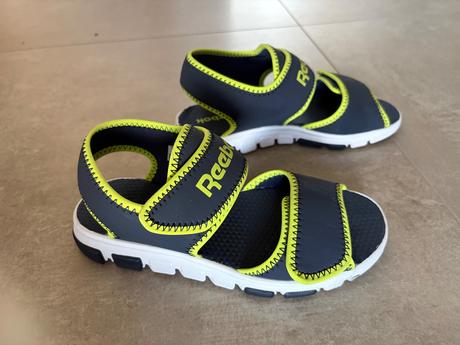 Sandále, reebok,34