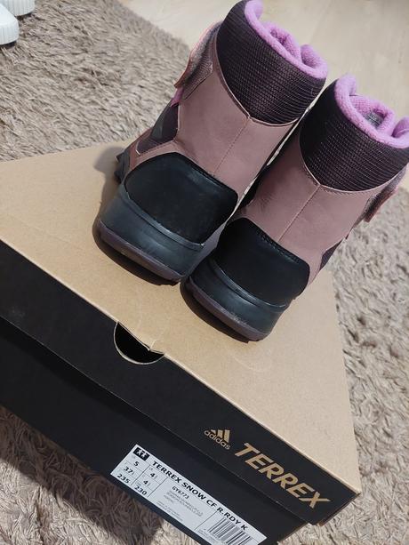 Snehule adidas veľ.37 1/3, adidas,37