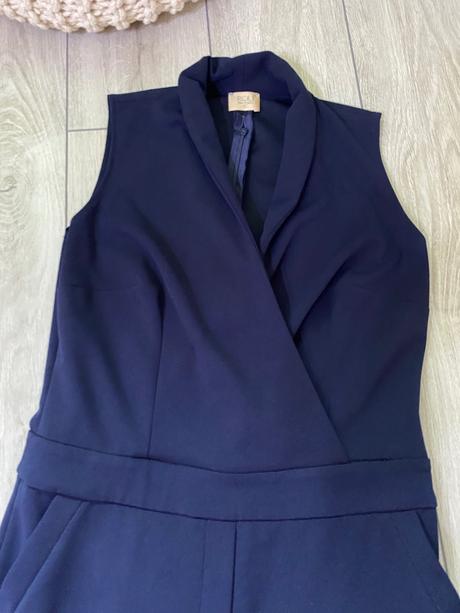 Nohavicový overal, 42