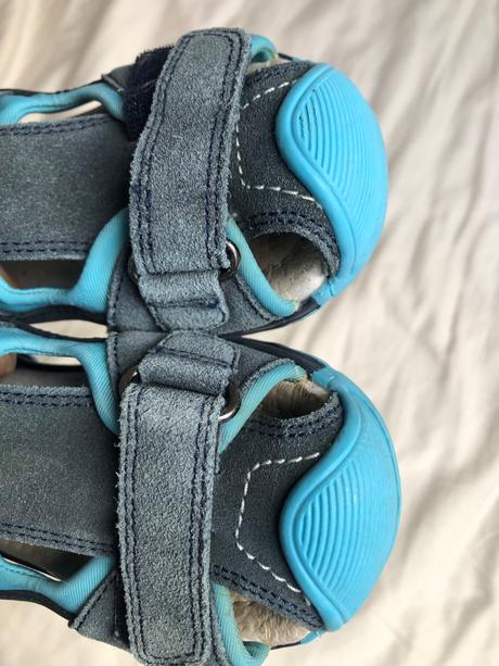 Sandále 28, protetika,28