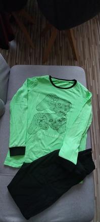 Pyžamo, reserved,158