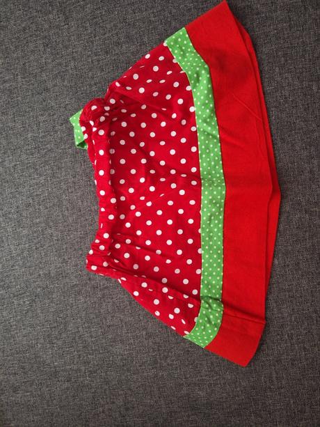 Vianočná sukna, 98