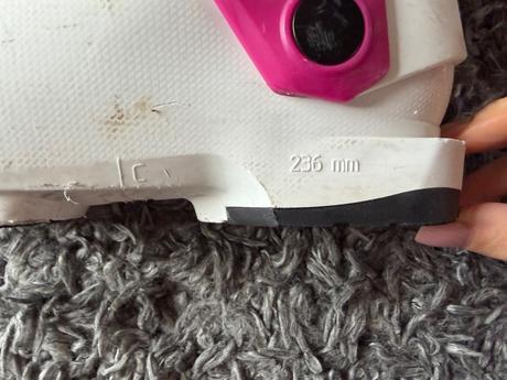 Lyziarky, 30