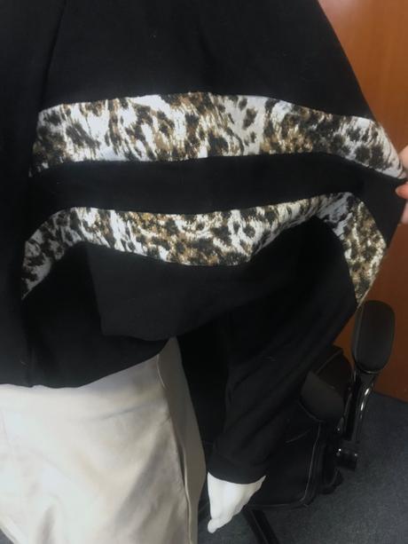 Mikina s kontrastnými pásikmi, uni, 