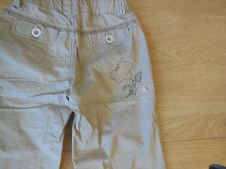 Trojštvrťové nohavice, 140