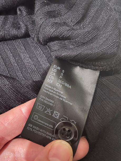 Cierne tielko s gombikami, h&m,s