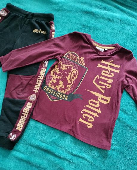 Tepláky a tričko harry potter, sinsay,116