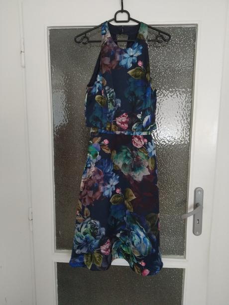 Slávnostné šaty, 38