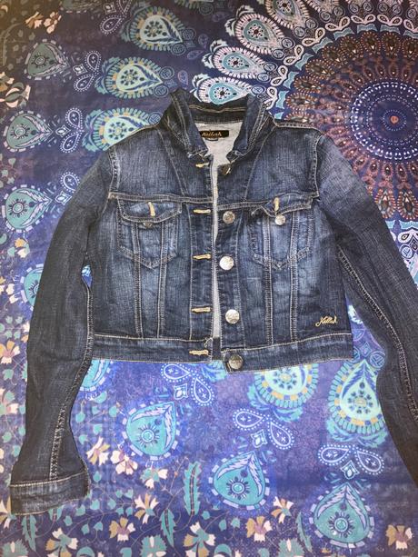 Rifľovú bunda kratšia do pása, s