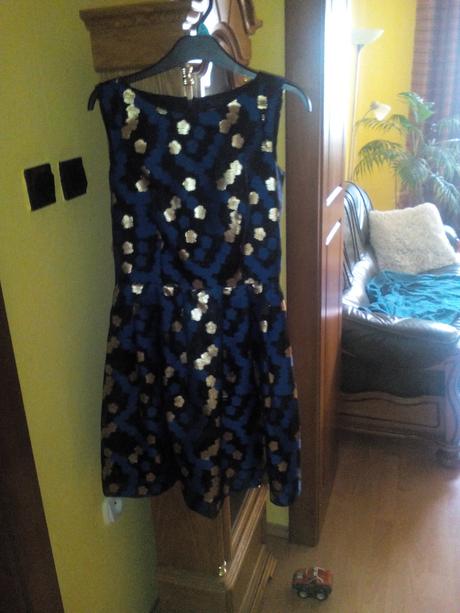 Šaty a sveter č34/36 na venček, linia,s