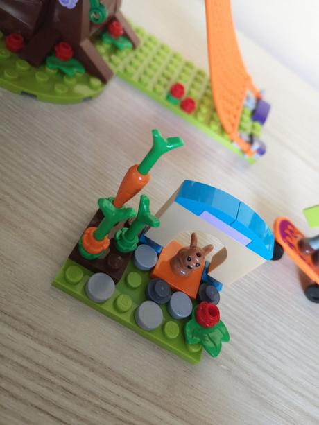 Lego friends 41335 mia a jej domček na strome, 