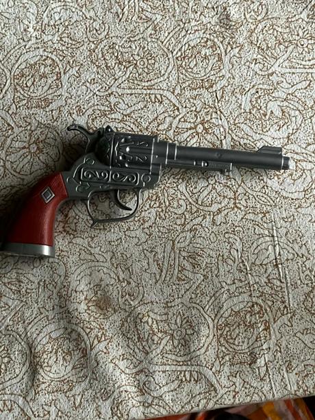 Pokémon, bakugan a pokémon album, 