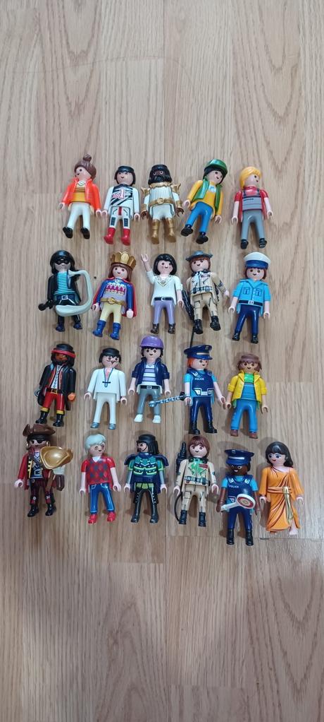 Playmobil postavicky, 