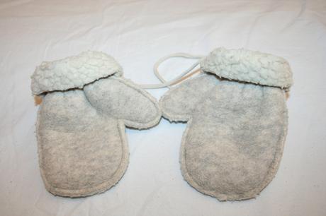 Teplucke rukavicky, 80