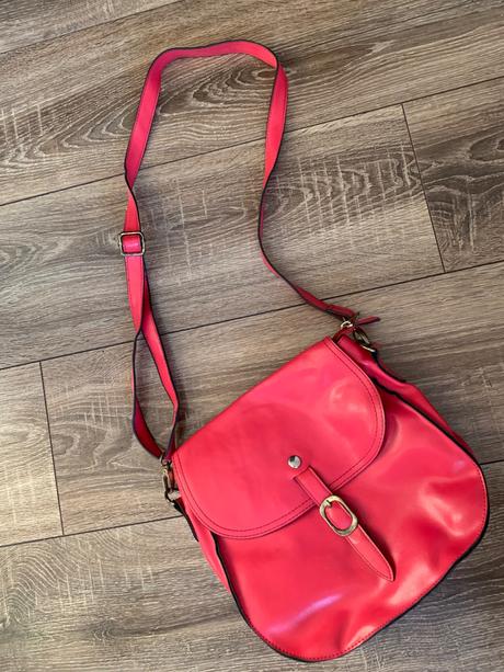 Kabelka ruzova, kenvelo