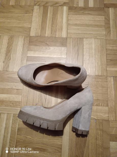 Perfektne topánky, 38