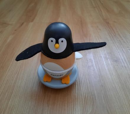 Drevený skladací kolísajúci tučniak, 