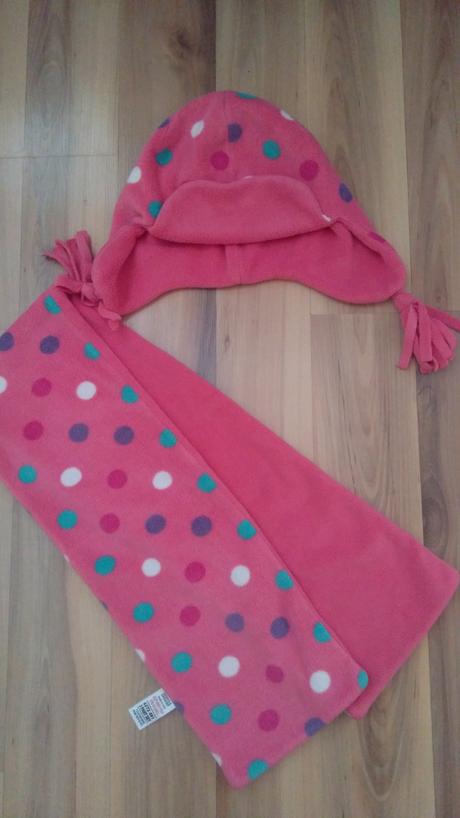 Setík čiapka + šál, 5-7r., marks & spencer,116