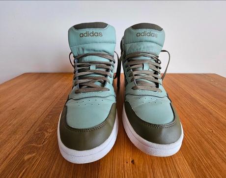 Minimálne nosené veľkosť 45 1/3, adidas,45