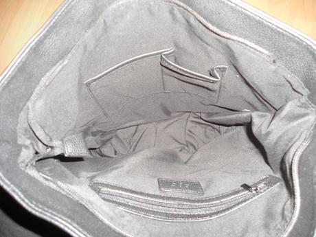 Cierna damska kabelka, 