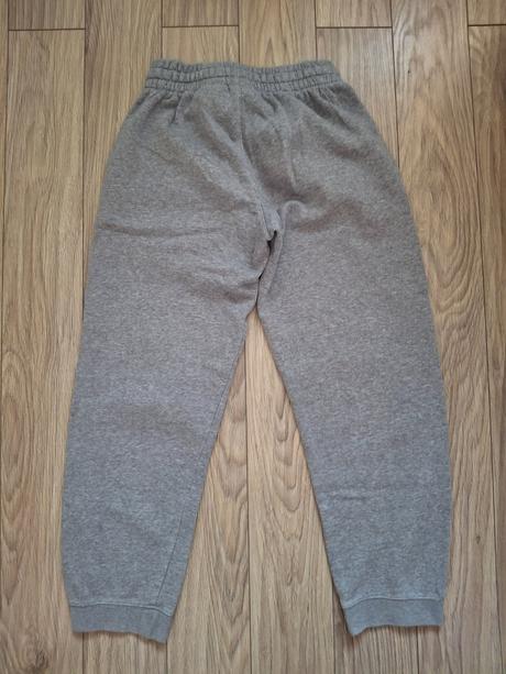 Tepláky, nike,152