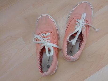 Ružové tenisky, 36
