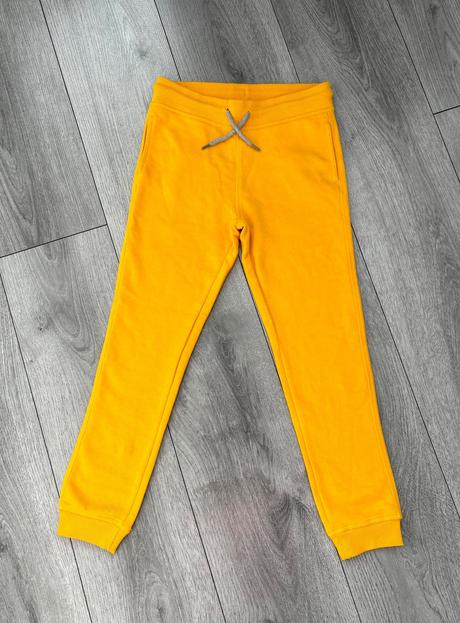 Tepláky veľ. 128, c&a,128