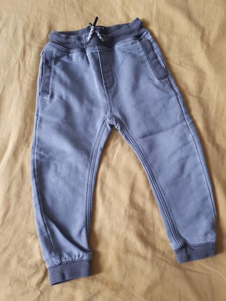 Sivé jogger nohavice, reserved,104