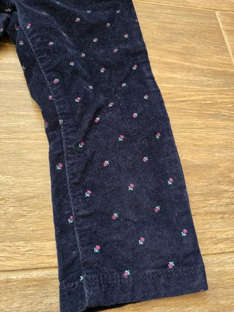 Nohavice č.92, baby club,92