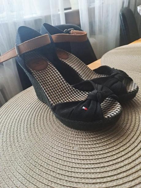 Sandále tommy hilfiger č.36, tommy hilfiger,36