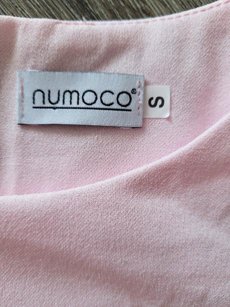 Dámske šaty s - ako nové, s