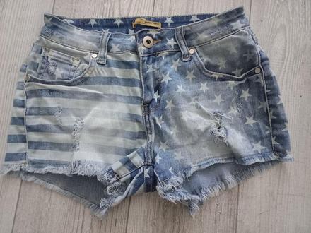 Šortky rifľové s, s