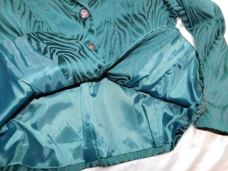 Trendy elegantny kvalitny blejzer/sako, 38