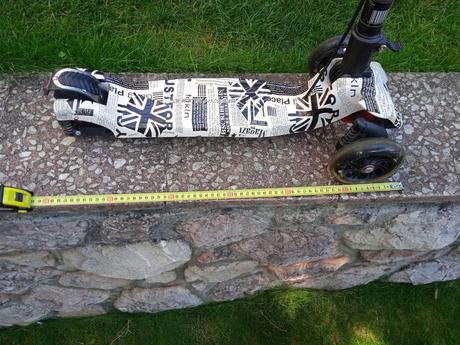 Detská trojkolesová kolobežka, nils