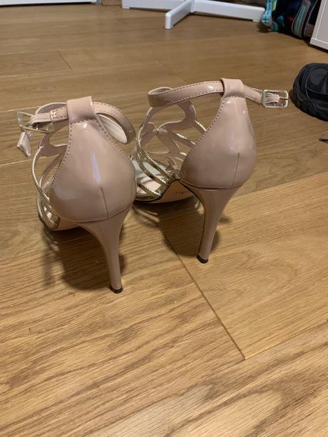 Spolocenske sandale na vysokom podpatku 38, 38