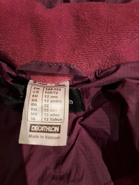 Zimná bunda, decathlon,146