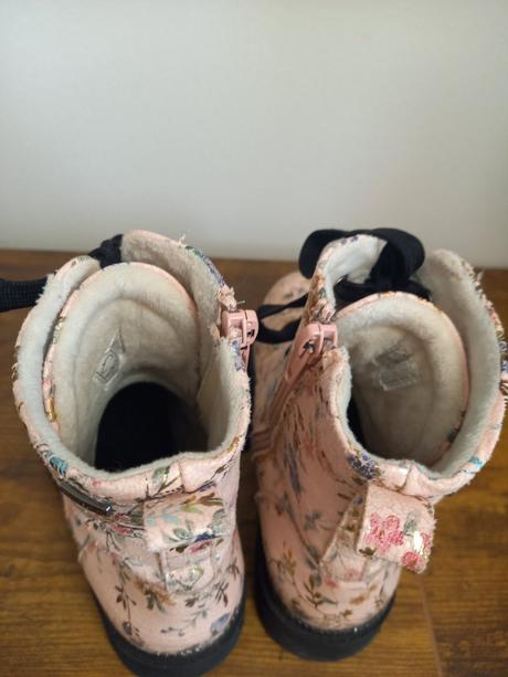 Dievčenské členkové topánky u&me, 32