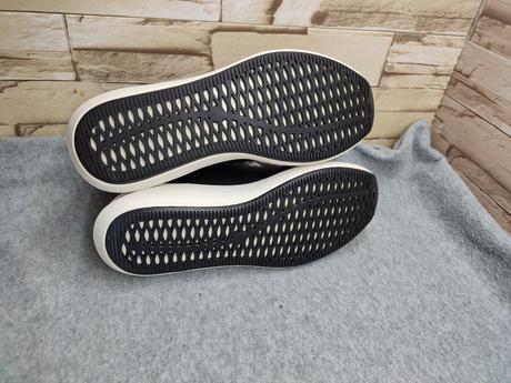 Clarks 35 1/2 - dámske kožené topánky, clarks,35